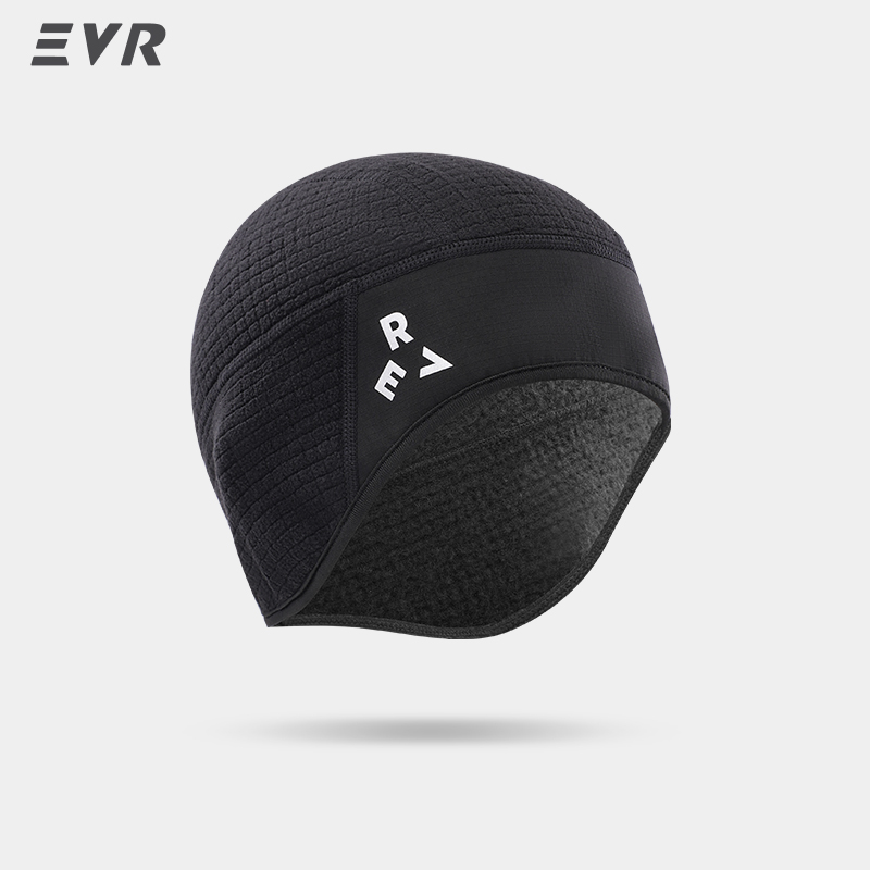 Cycling Gear In Winter - قبعة ركوب الدراجات الشتوية من EVR