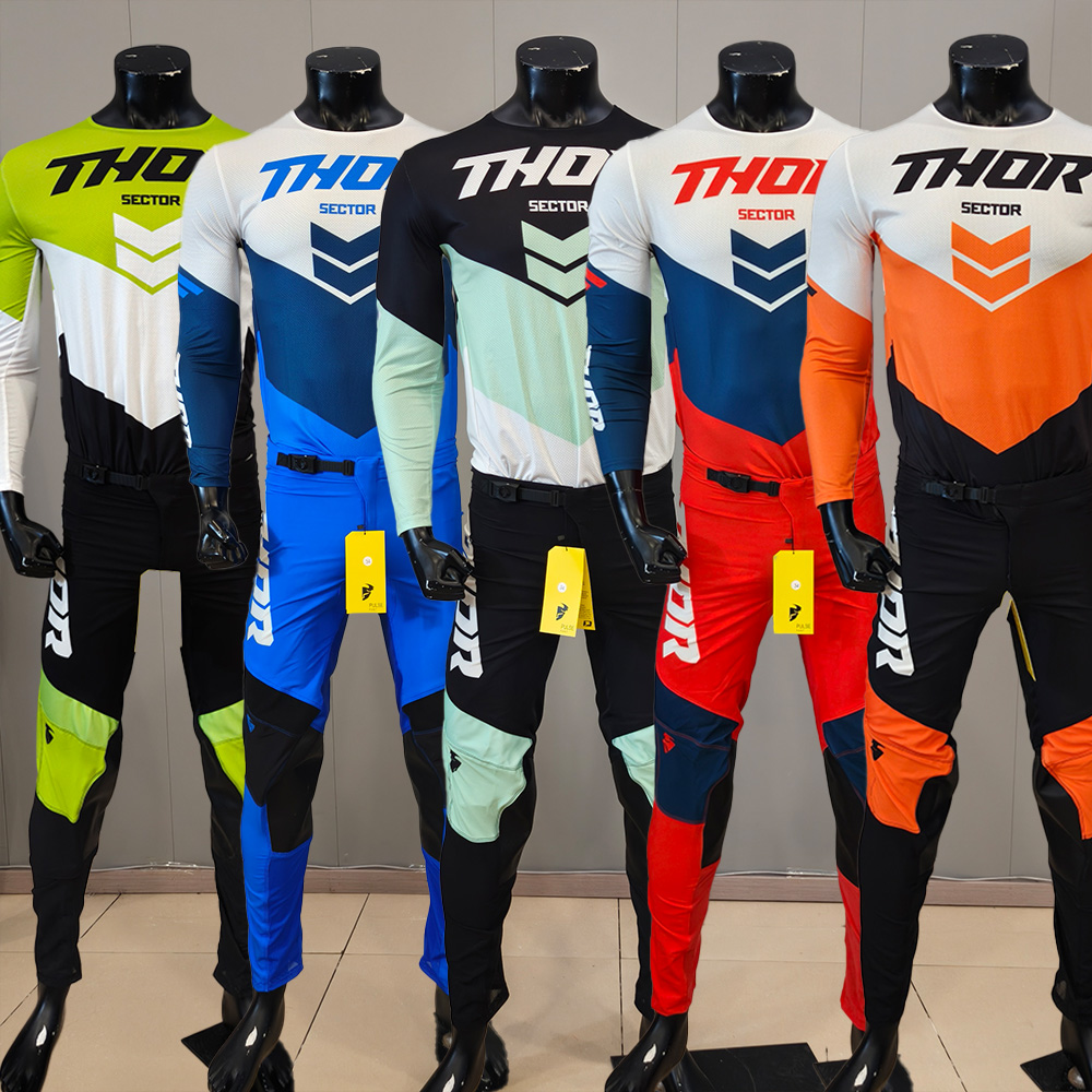 طقم ملابس موتوكروس للطرق الوعر - مراجعة Cycling Gear Kit وسعره